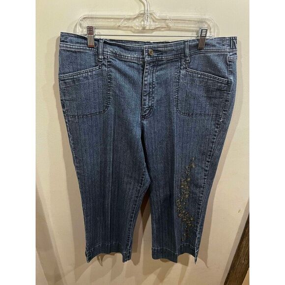 Sag Harbor Jeans Womens 14 Blue Capri Straight Mid Rise Embroidered Denim Boho - Picture 1 of 7